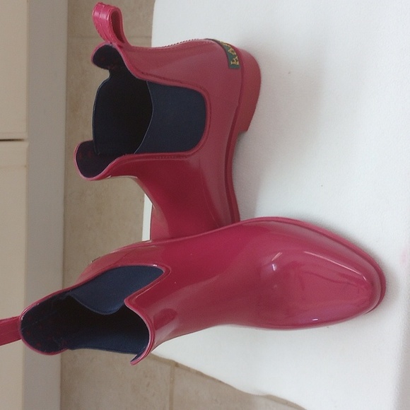 Lauren  Boots - Picture 6 of 7